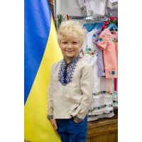 Вышиванка для мальчика с синей вышивкой
