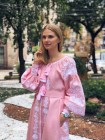 Рожева вишита сукня 