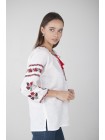 Жіноча вишиванка з червоними квітами біла 